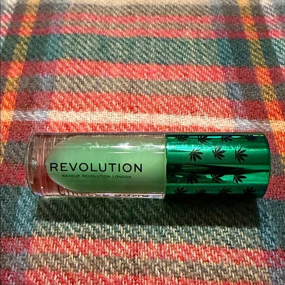 Revolution Green Lip Care - Picture 3 of 3